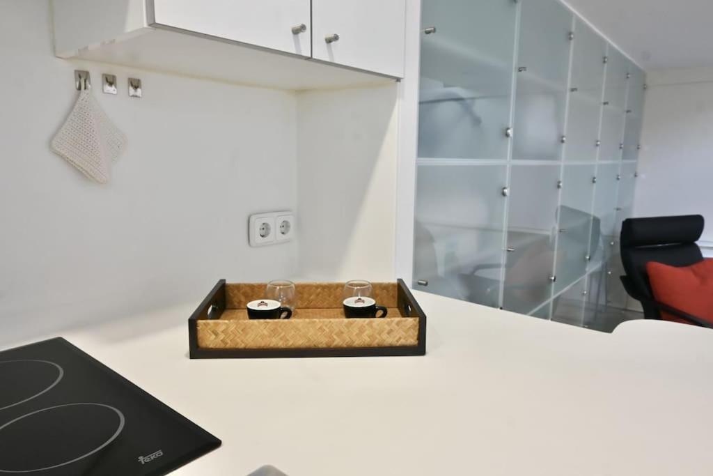 For You Rentals Apartamento Temporal Con Encanto A Pocos Metros Del Sol Myr13 Мадрид Екстериор снимка