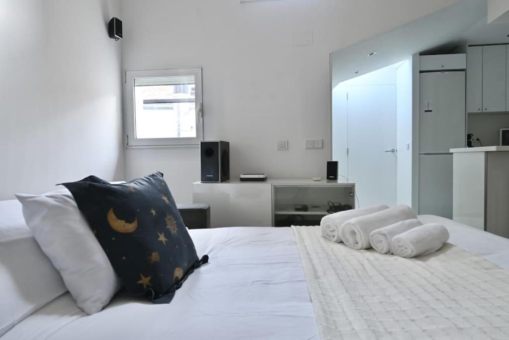For You Rentals Apartamento Temporal Con Encanto A Pocos Metros Del Sol Myr13 Мадрид Екстериор снимка